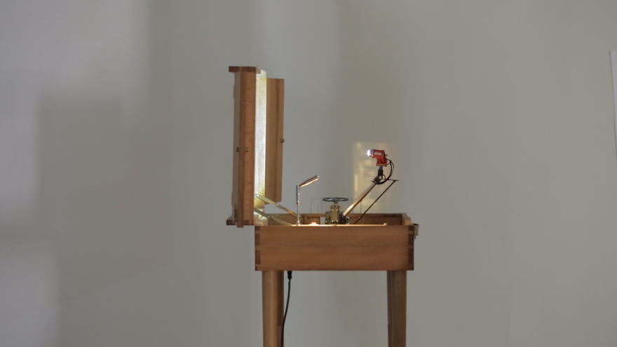 ‘Dirty Box’ - A Shadow Machine ‘Dirty Box’ - A Shadow Machine
