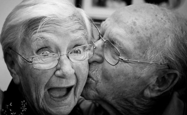 20+ Elderly People Giving Serious Relationship Goals!