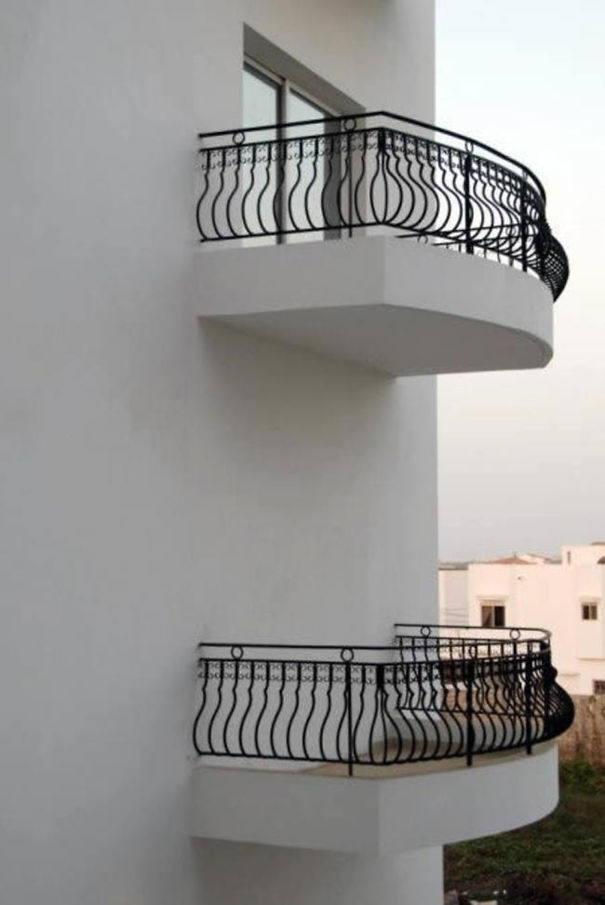 Balcony without entrance