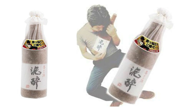 sake-bottle-pillow-village-vanguard-2