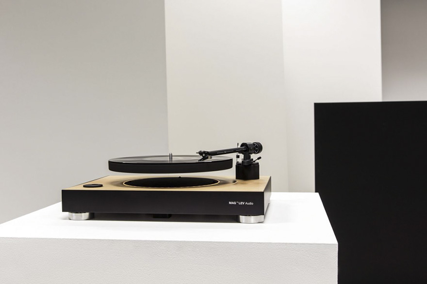 worlds-first-levitating-turntable-mag-lev-audio-2
