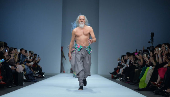 80-Year-Old Grandpa Tries Modeling For The First Time And Totally Slays His Runway Debut