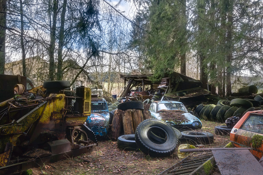 I Traveled Through Europe To Photograph Abandoned Cars.