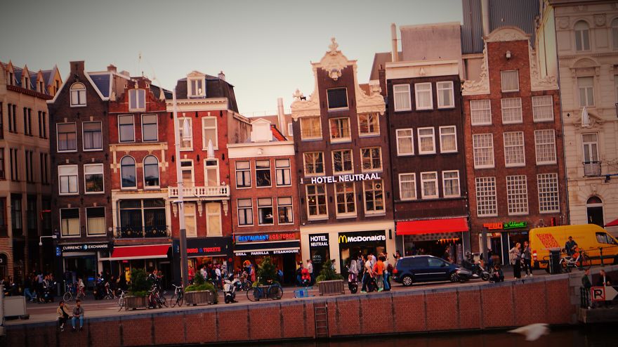 The Magic Of The Fall In Majestic Amsterdam