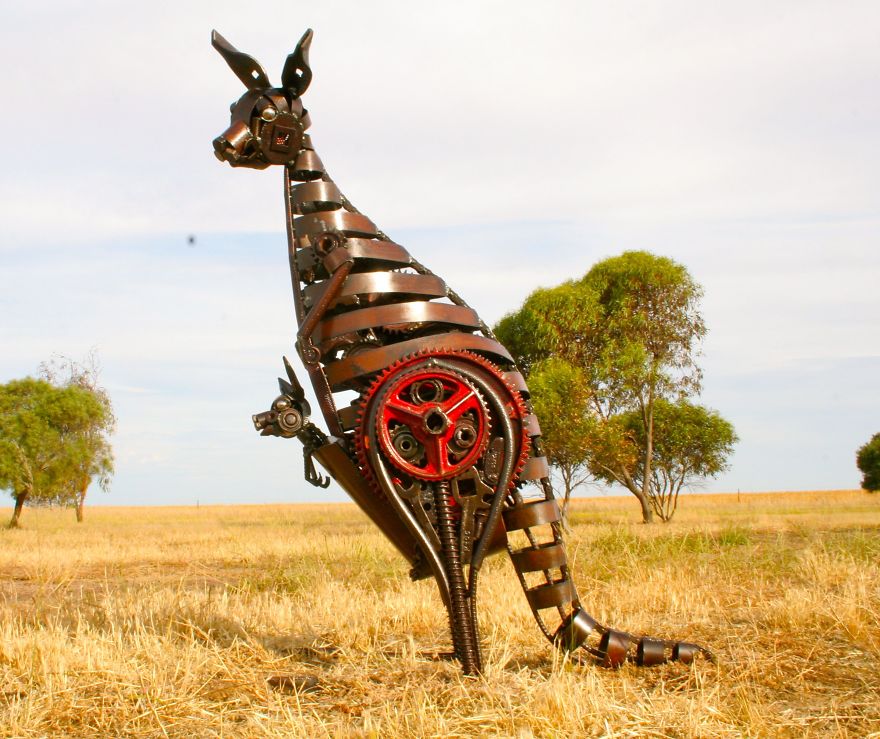 I Turn Scrap Metal Into Life-Size Animal Sculptures