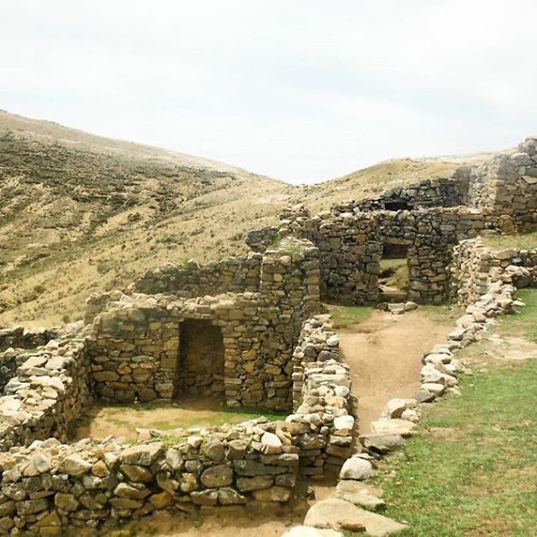 I Hiked In Bolivia's Isla Del Sol And Saw Gorgeous Landscapes I Hiked In Bolivia's Isla Del Sol And Saw Gorgeous Landscapes