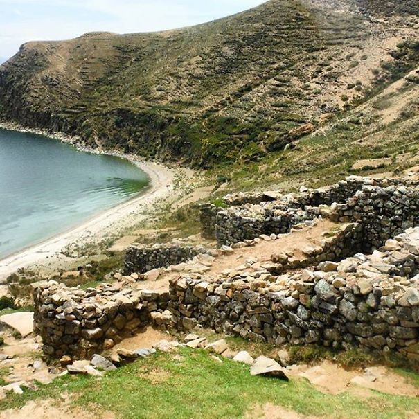 I Hiked In Bolivia's Isla Del Sol And Saw Gorgeous Landscapes I Hiked In Bolivia's Isla Del Sol And Saw Gorgeous Landscapes