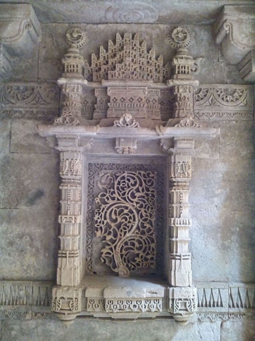 I Visited Adalaj Stepwell To Admire Its Architectural Beauty.
