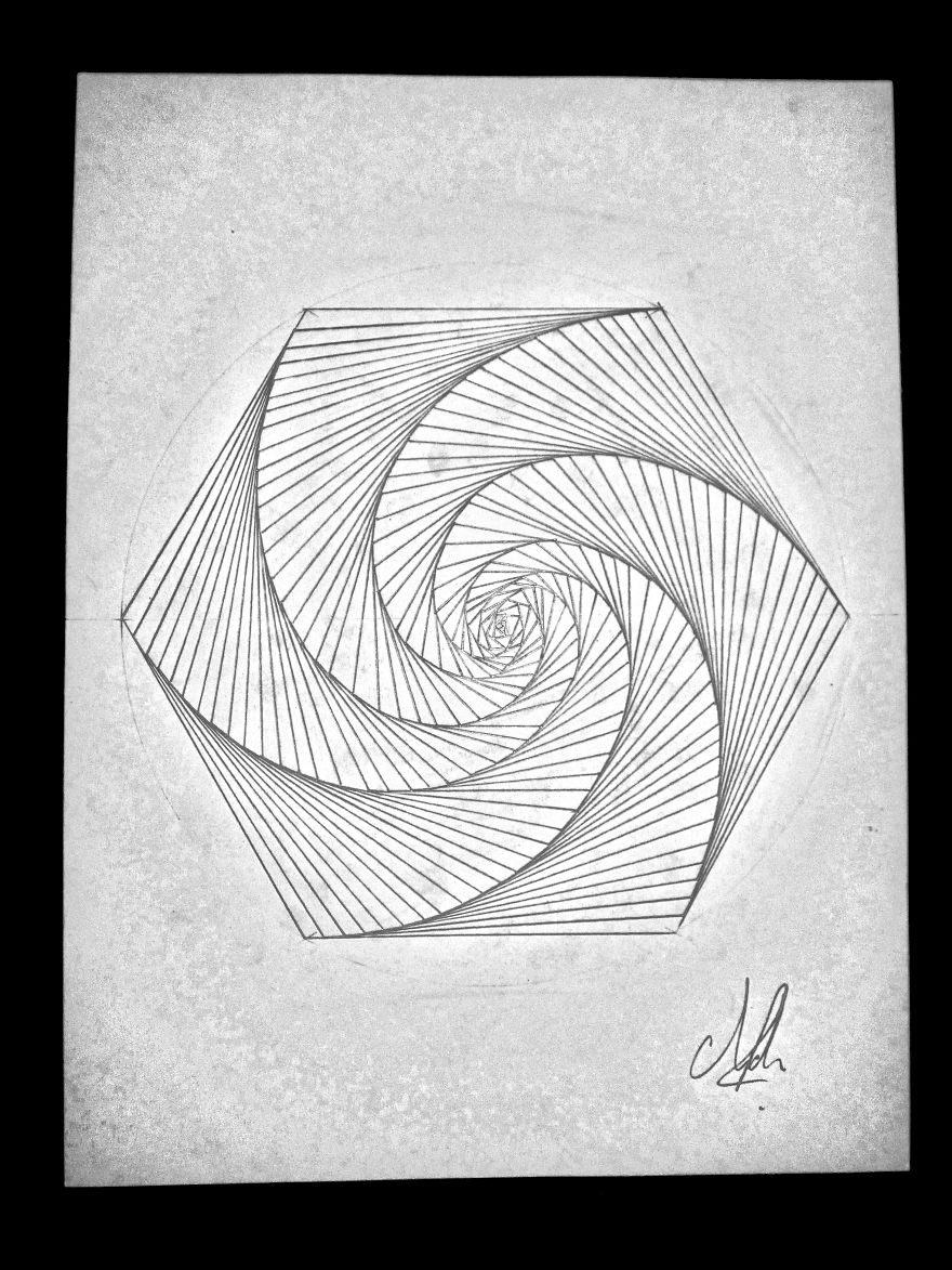 I Make Amazing Geometric Drawings