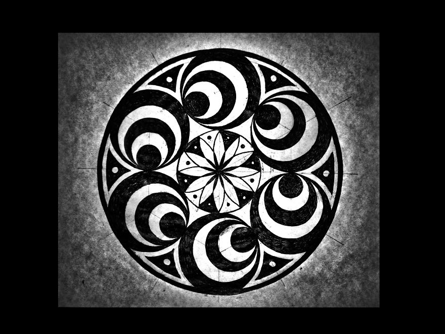 I Make Amazing Geometric Drawings