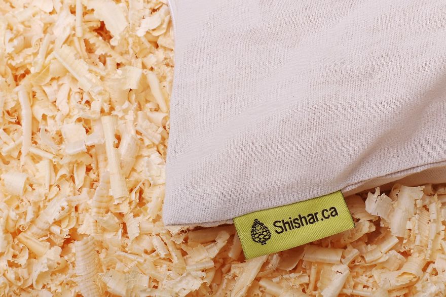 Would You Sleep On A Pine-Scented Pillow Every Night?