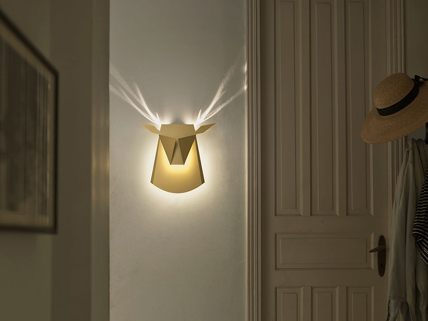 Clever Wall Lamps Turn Into Animals When Switched On