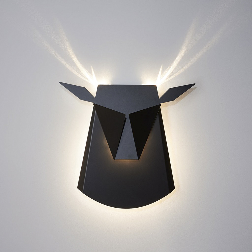 Clever Wall Lamps Turn Into Animals When Switched On