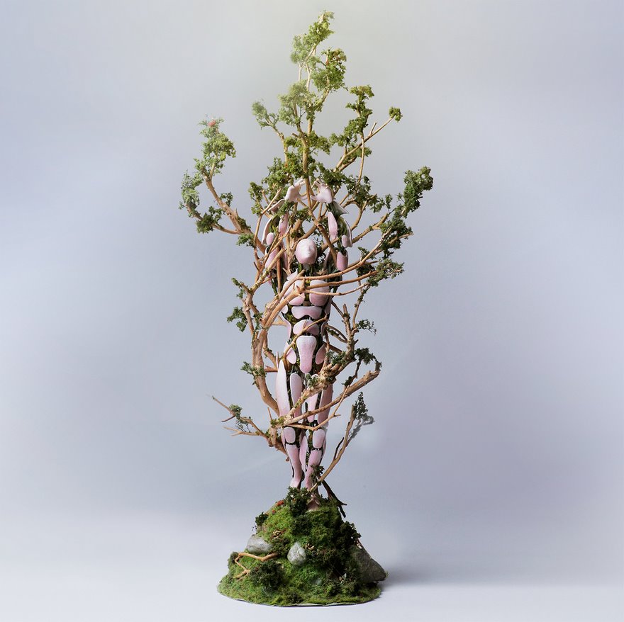 Sculptures By Garret Kane Capture Nature's Cycle And Its Fragile Beauty