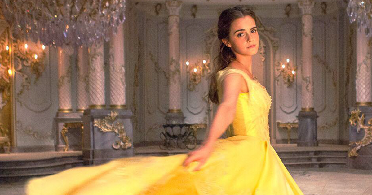 7 First Photos Reveal How Emma Watson Will Look As Belle In Beauty And The Beast Bored Panda