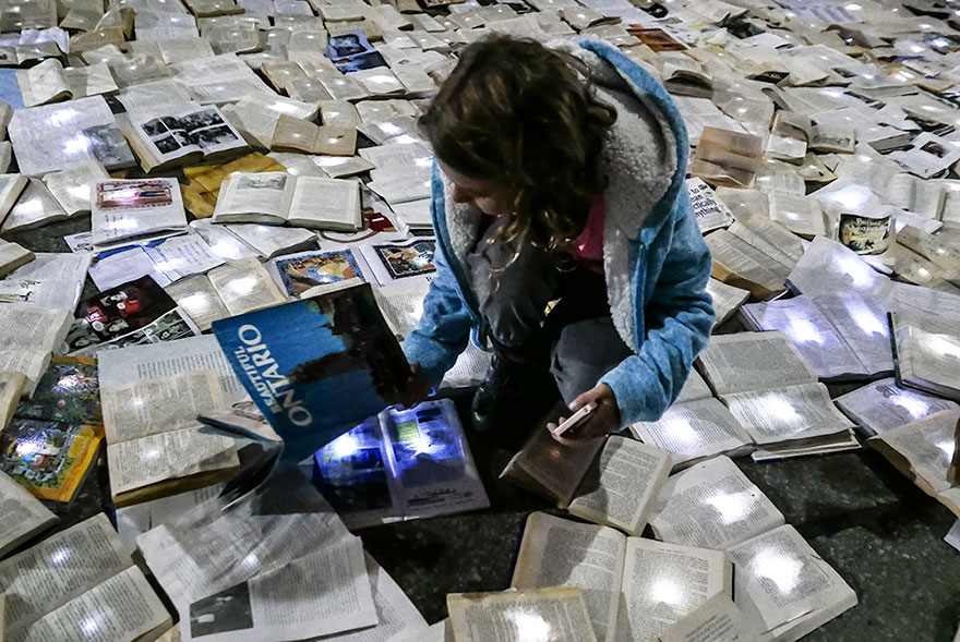 A River Of 10,000 Books Flood The Streets Of Toronto