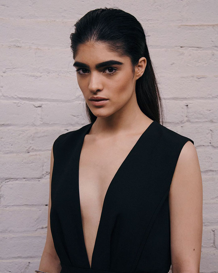 17-Year-Old Bullied For Her Thick Eyebrows Lands Massive Modeling Jobs