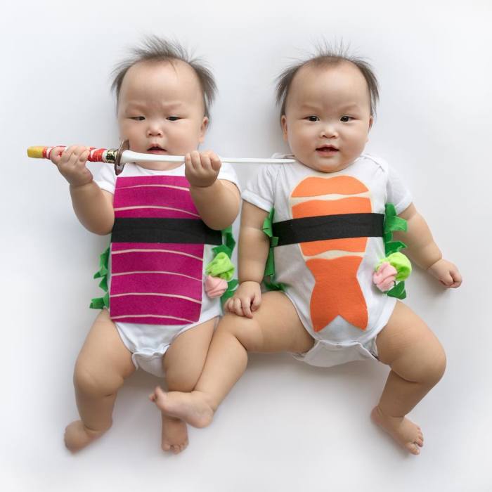 These Miracle Momo Twins Have The Cutest Matching Outfits Ever