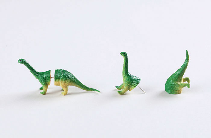 dinosaurs-retro-earrings-OOO-workshop--2a