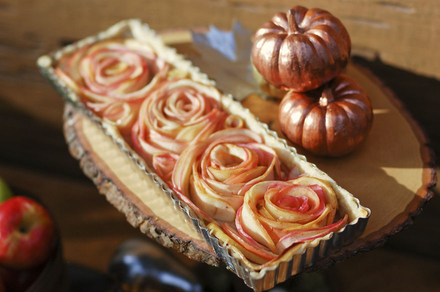 Pie Is Always Awesome, But Pretty Rose Apple Pie Is Amazing