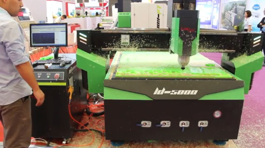 The Differences Between Three - Axis Engraving Machine And Four - Axis Engraving Machine The Differences Between Three - Axis Engraving Machine And Four - Axis Engraving Machine
