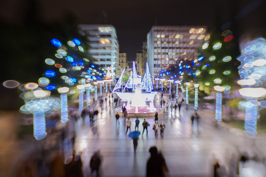 Using Plastic Lens, I Captured How December Nights Feel In Athens, Greece