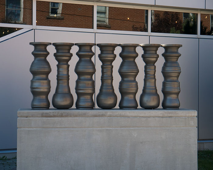 optical-illusion-vases-greg-payce-1