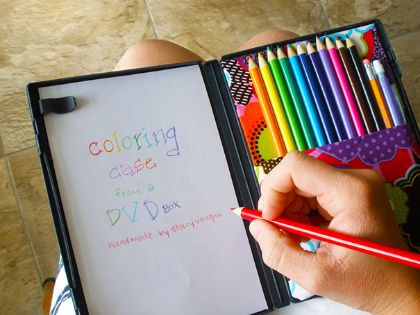 Turn An Old DVD Box Into A Coloring Case