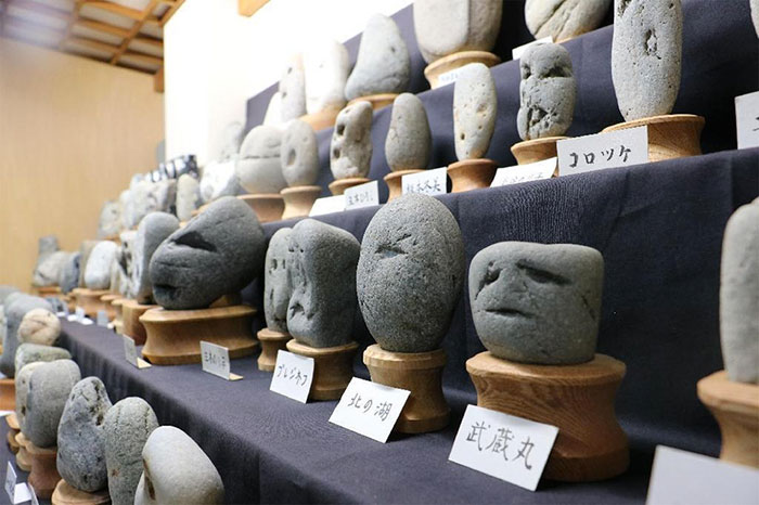 rocks-look-like-faces-museum-chinsekikan-hall-of-curious-rocks-japan-45