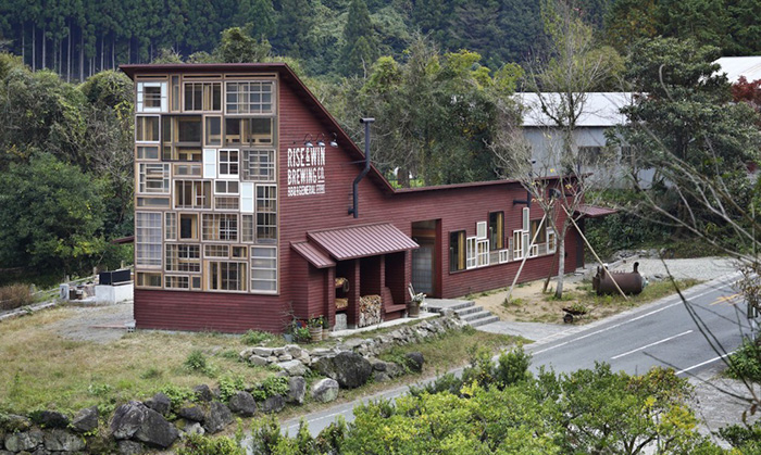This Bar In Japan Is Built Entirely From Trash