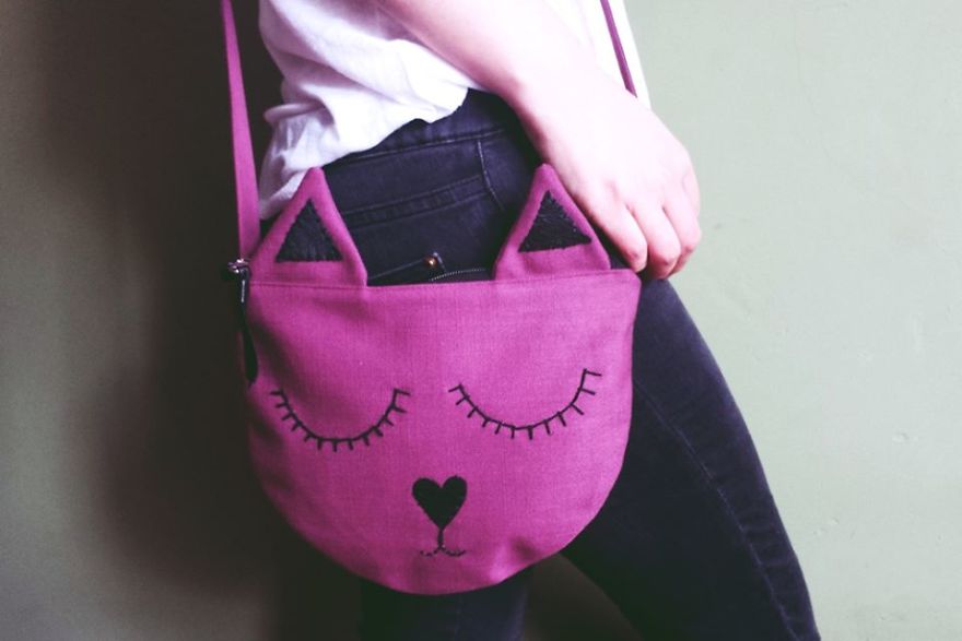 She Makes A Living From Bags And I Love It!