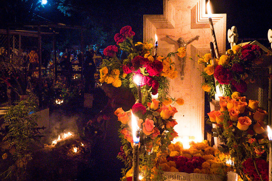 Intimate Photos From Mexican Day Of The Dead Festival