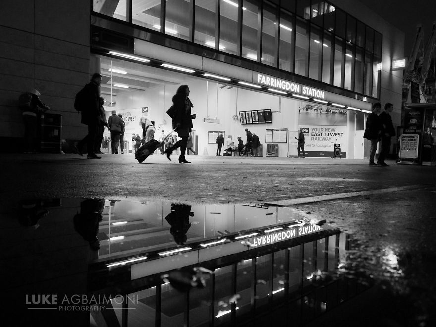 Photographer Captures Beautiful & Striking Shots Near London Underground Stations At Night In The Rain