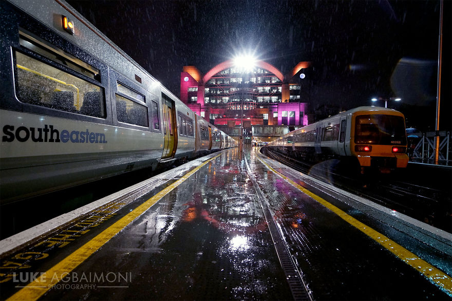 Photographer Captures Beautiful & Striking Shots Near London Underground Stations At Night In The Rain