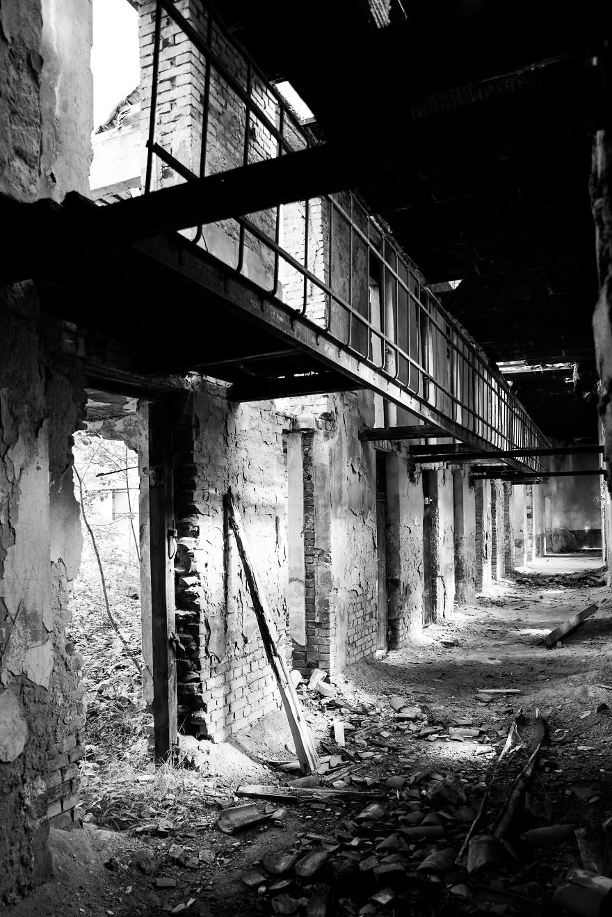 A Walk Inside The Communist Terror Of What Is Left Of The Romanian Bastilia - The Political Prison Doftana