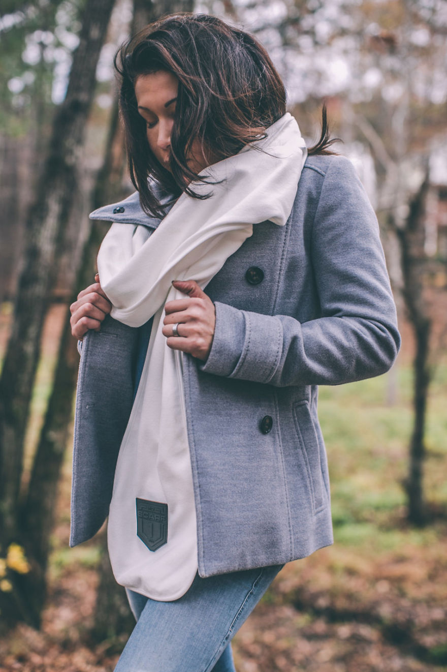 Eco-Friendly Scarf Combats Air Pollution By Filtering 95% Of Airborne Contaminants