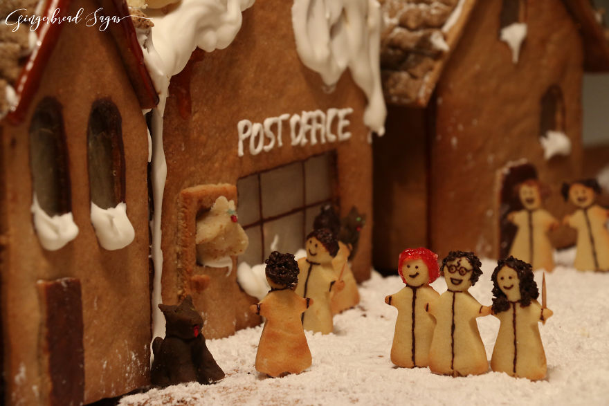 I Recreate Iconic Scenes In Gingerbread