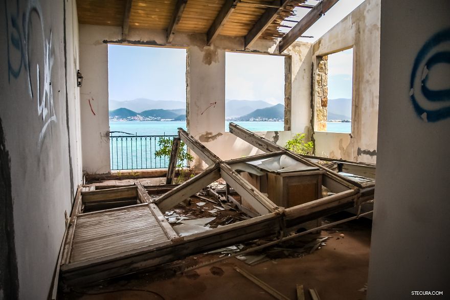 I Visited "La Belle Créole" – Ghost Resort In The Caribbean And Survived! I Visited "La Belle Créole" – Ghost Resort In The Caribbean And Survived!