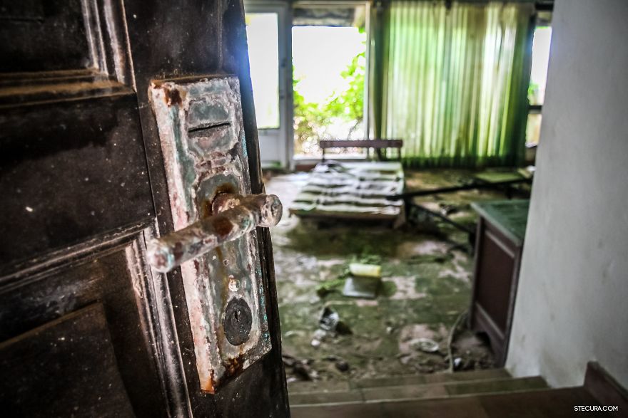 I Visited "La Belle Créole" – Ghost Resort In The Caribbean And Survived! I Visited "La Belle Créole" – Ghost Resort In The Caribbean And Survived!