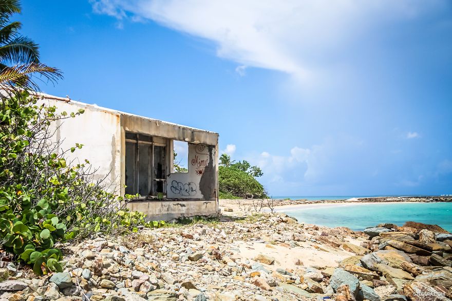 I Visited "La Belle Créole" – Ghost Resort In The Caribbean And Survived! I Visited "La Belle Créole" – Ghost Resort In The Caribbean And Survived!