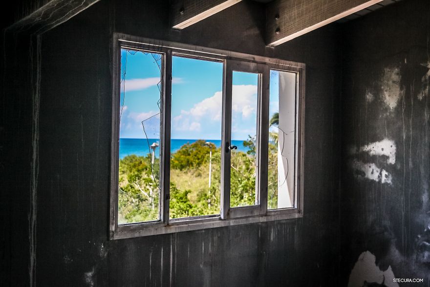 I Visited "La Belle Créole" – Ghost Resort In The Caribbean And Survived! I Visited "La Belle Créole" – Ghost Resort In The Caribbean And Survived!