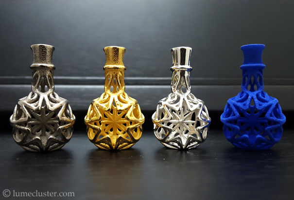 These Health & Mana Potion Pendants Could Help Save A Real Life