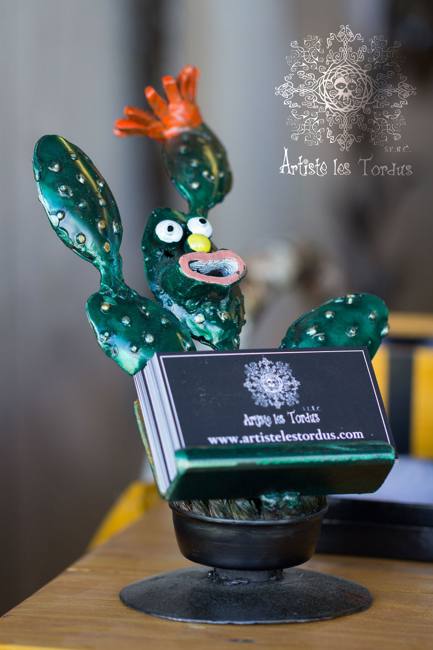 Cactus Cards Holder By Artiste Les Tordus S.e.n.c.