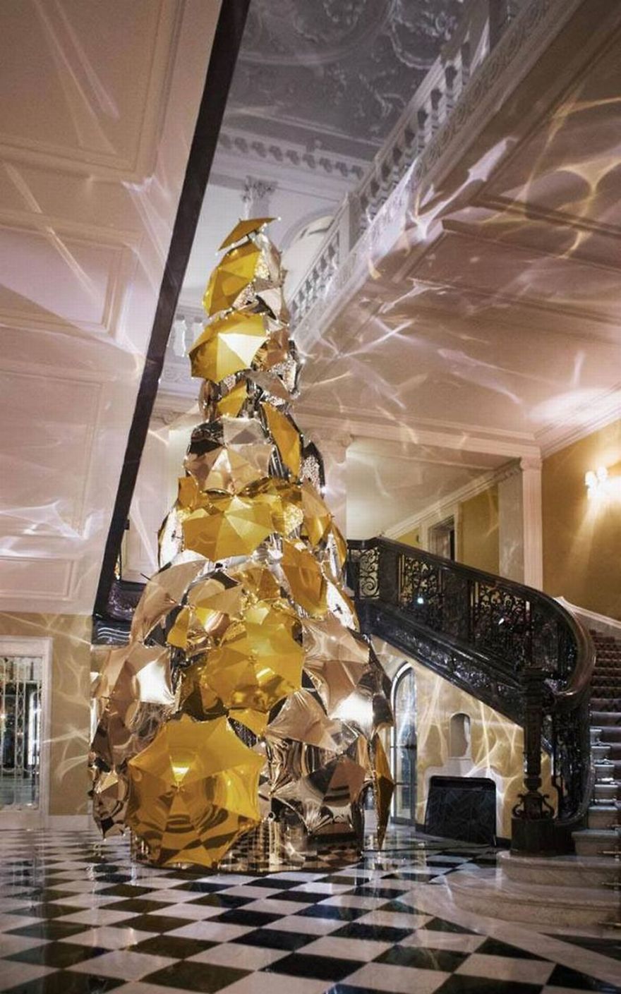 The 26 Most Beautiful Christmas Trees From Around The World