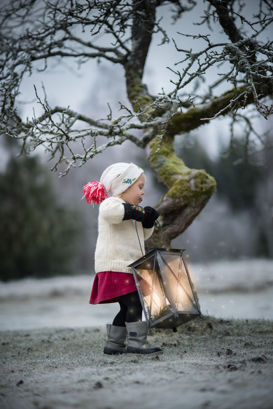 I Made Photos Of My Daughters In Winter Wonderland