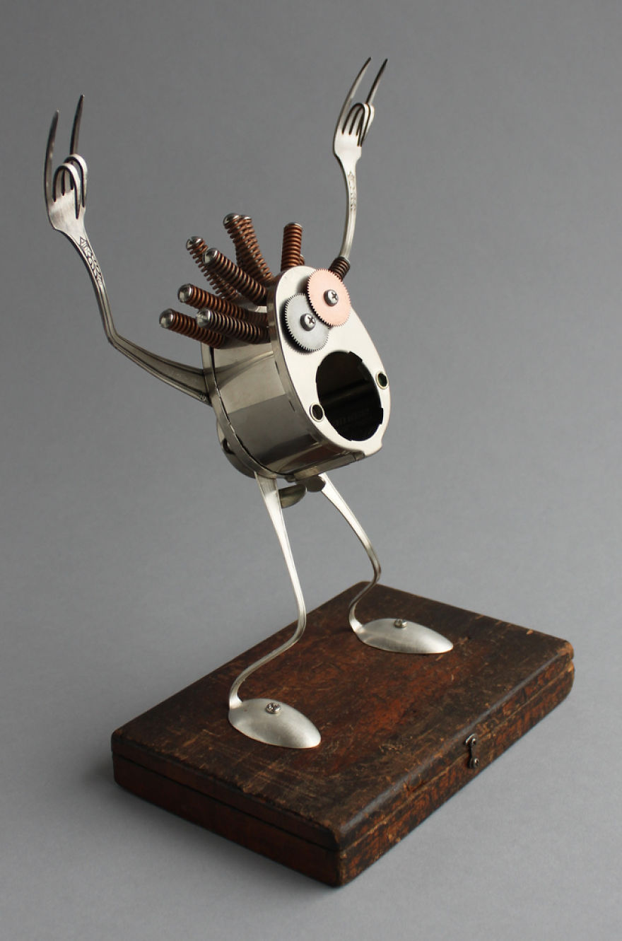 Recycled Robots ..... Pt.1
