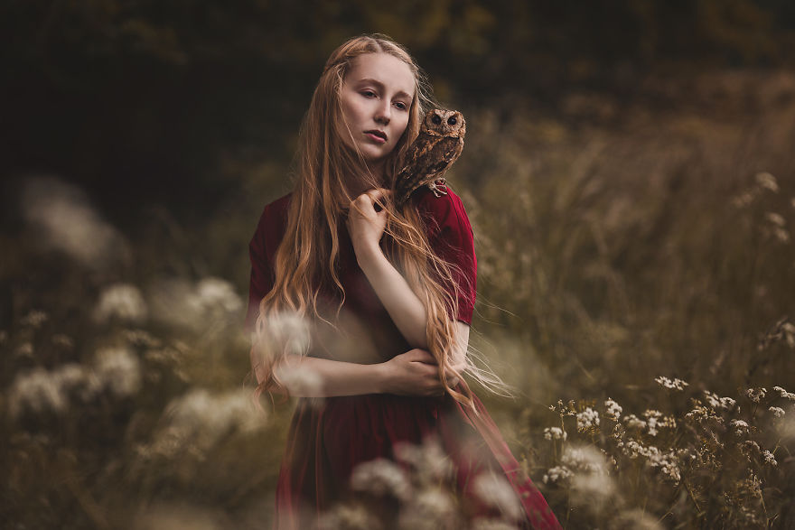 German Photographer Captures Magical Connection Between People And Animals