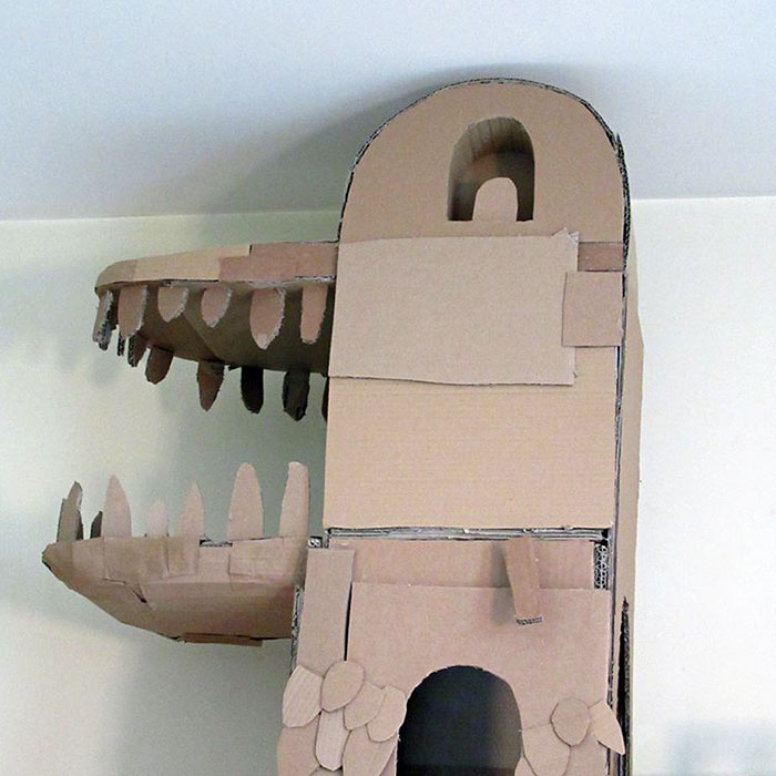 Human Builds A Dragon-Shaped Cardboard House For His Cat In Order To Please His Master