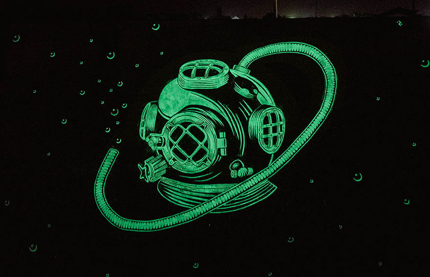 Glow-In-The-Dark Murals That Will Surprise You At Night