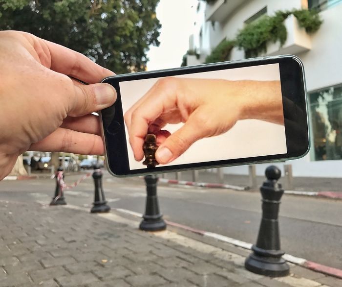 Bringing Everyday Objects And Places To Live With My Smartphone